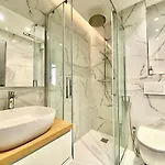 Appartement Bioves En Duplex-climatisation-centre Ville-plage Menton
