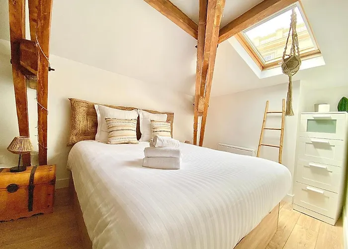 Bioves En Duplex-climatisation-centre Ville-plage * مينتون